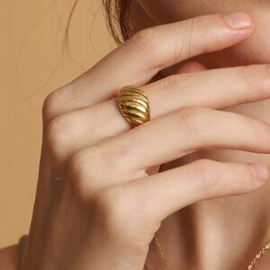 Gold Croissant Dome Ring